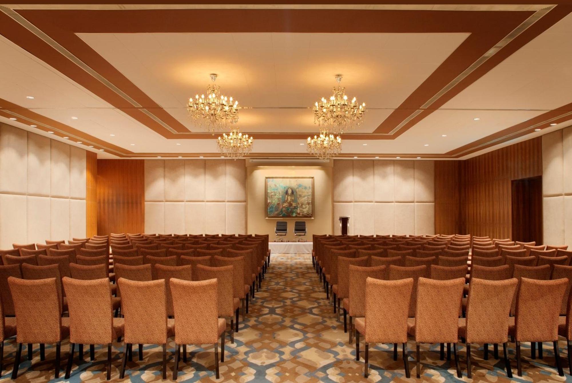 ラディソン ブル プラザ ホテル ハイデラバード バンジャーラ ヒルズ ビジネス 写真 The ballroom at the hotel
